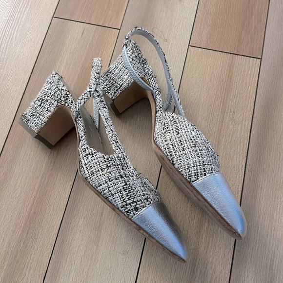CHANEL Shoes - Chanel slingback - Silver